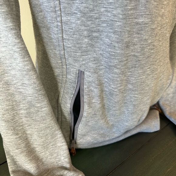 Roxy Ladies size Medium Hoodie - Picture 4 of 4